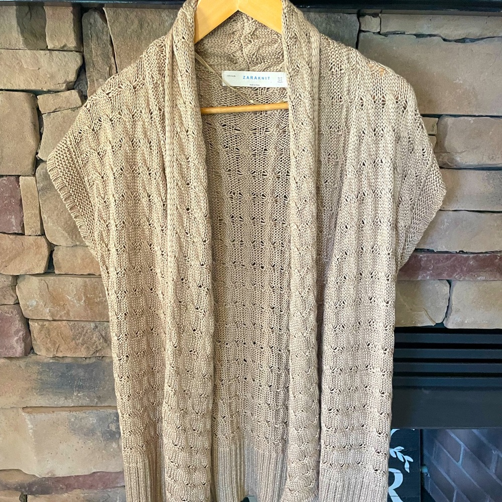 Zara knit shrug sweater size medium